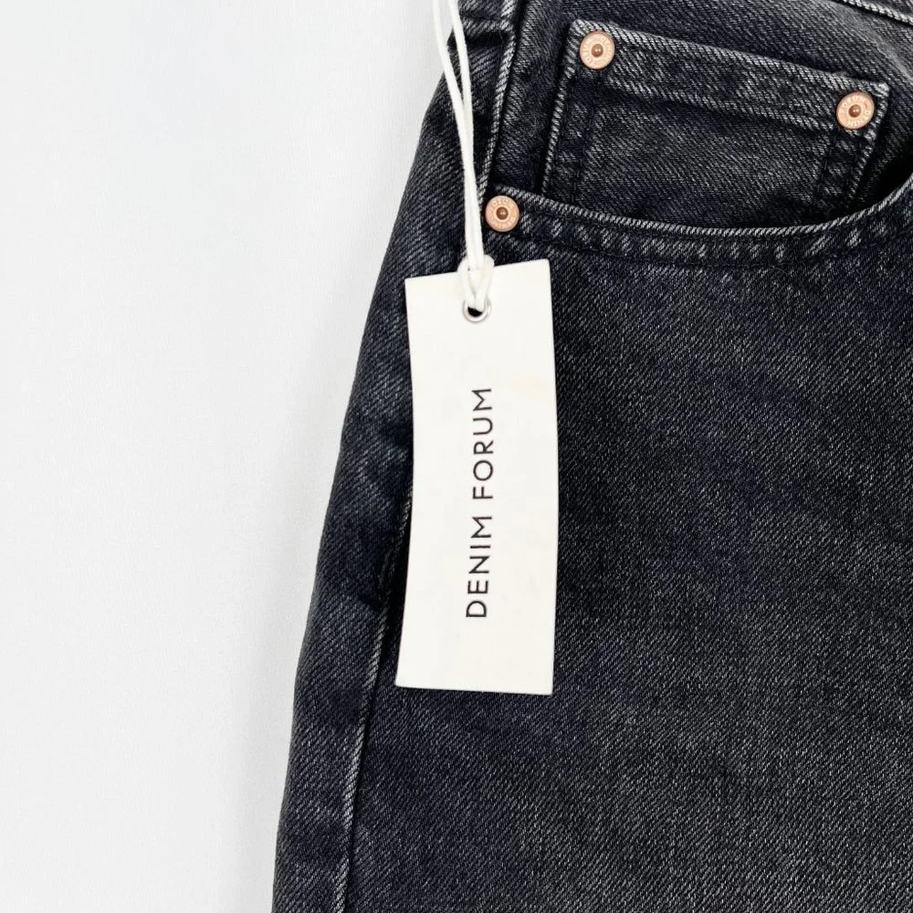 New Aritzia Denim Forum The Yoko Mid Thigh Shorts High-Waisted Long Jean Cut-Off - Picture 8 of 11